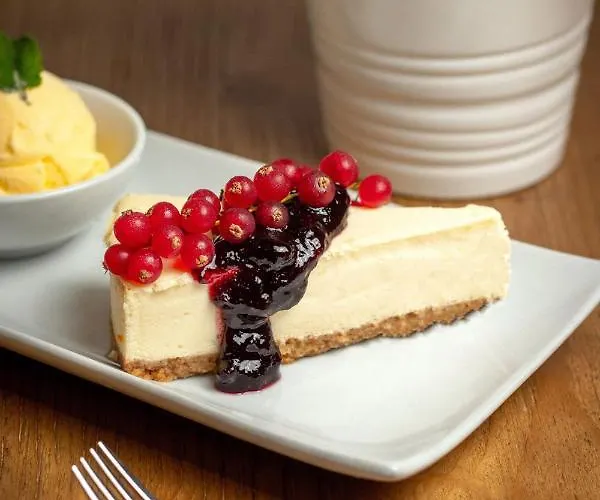 Апарт-готель Ramada Residences By Wyndham Адехе