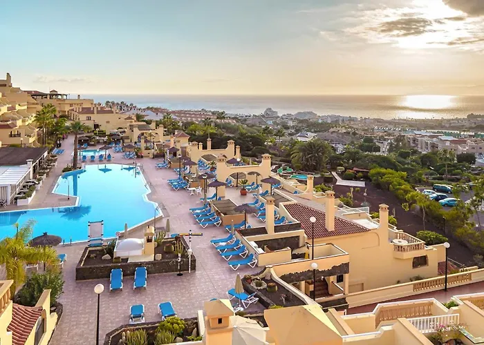 Ramada Residences By Wyndham Апарт-готель 4*