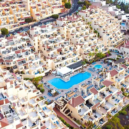 Ξενοδοχείο με διαμερίσματα Ramada Residences By Wyndham Costa Adeje (Tenerife)