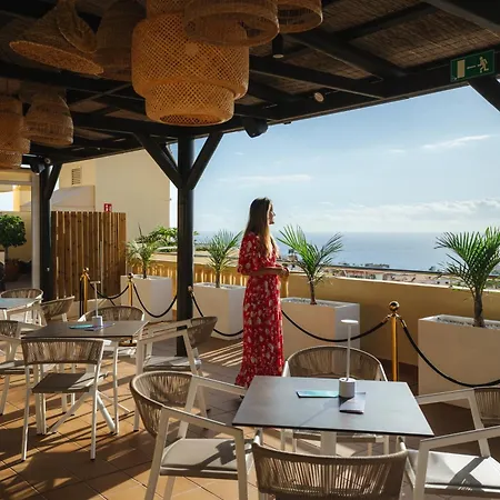 Ξενοδοχείο με διαμερίσματα Ramada Residences By Wyndham Costa Adeje (Tenerife)