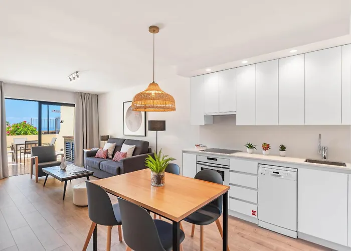 Ramada Residences By Wyndham מלון דירות אדחה