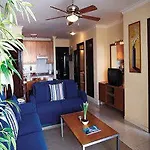 Ramada Residences By Wyndham アデヘ