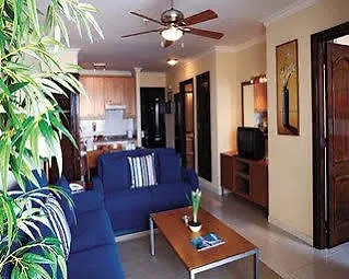 Ramada Residences By Wyndham アデヘ